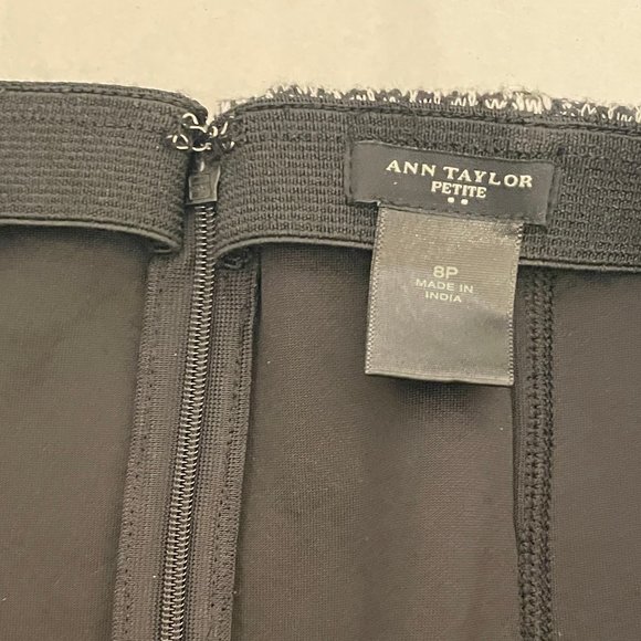 Ann Taylor Classic Pencil Skirt Black Grey 8P Like New - Picture 5 of 5
